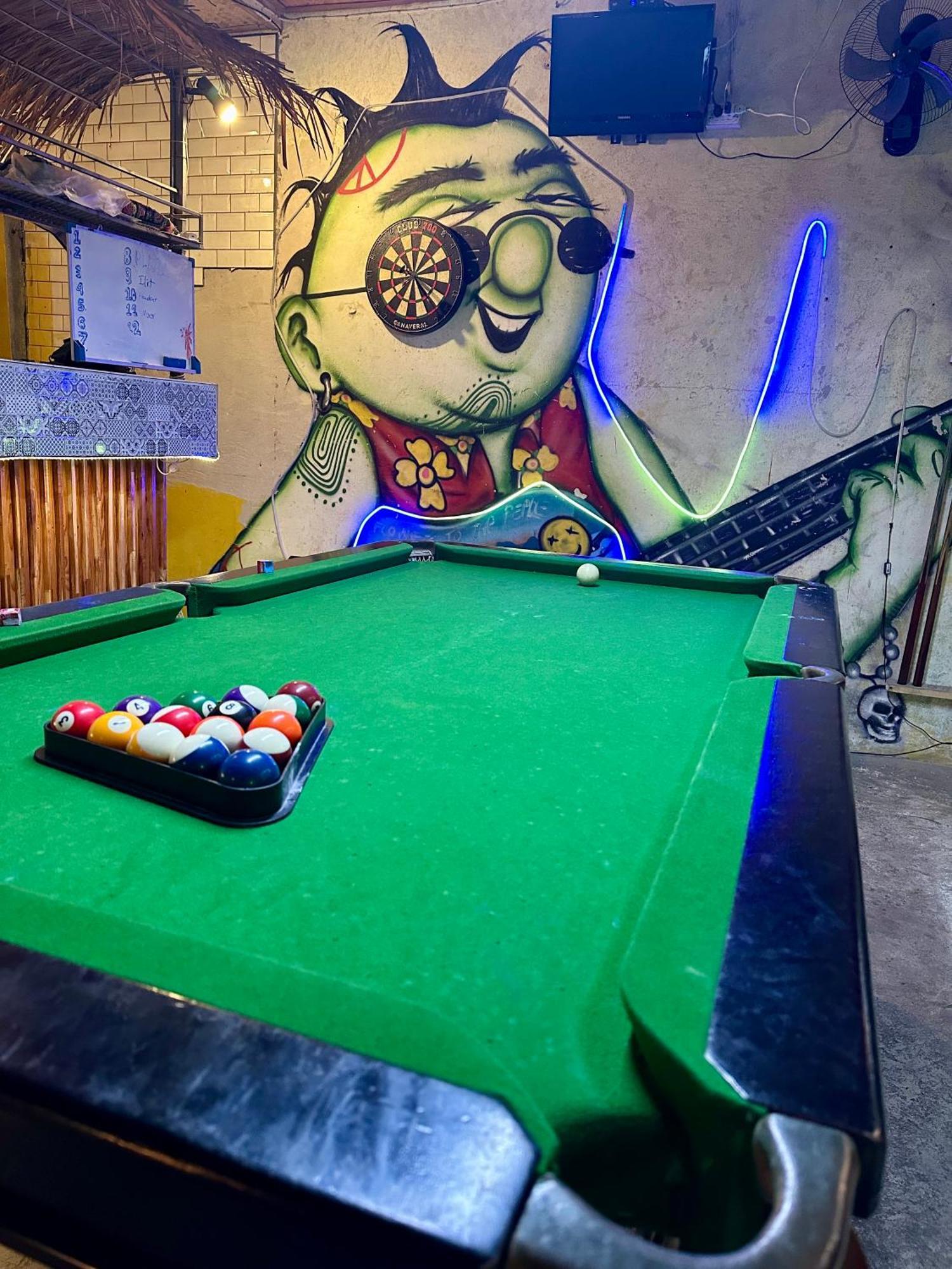 Hostel And Music Bar Bros Pai Bagian luar foto
